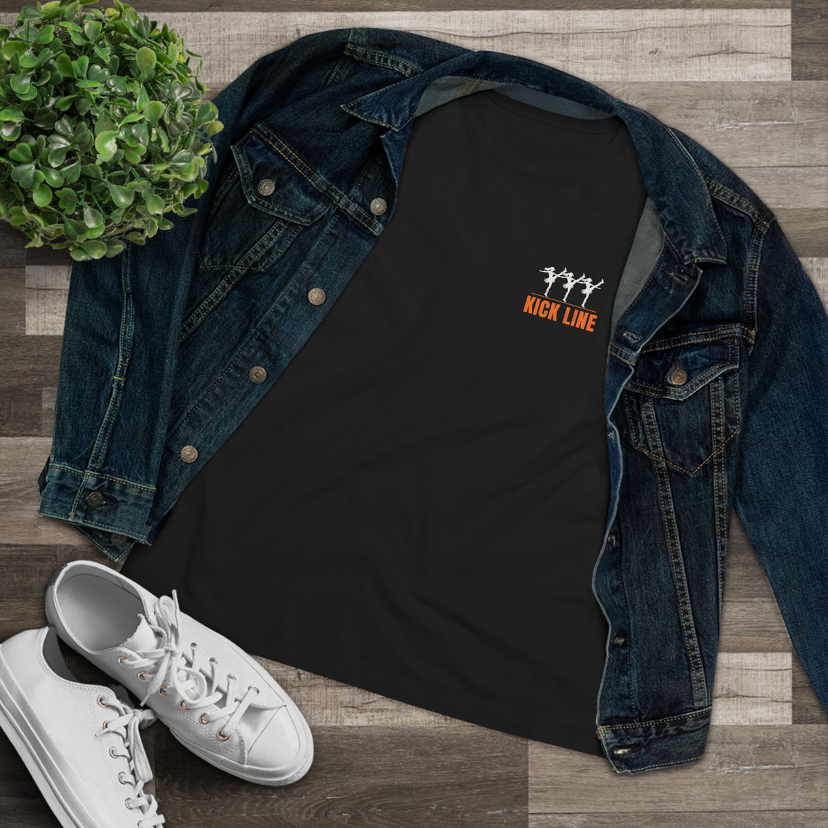 KICK LINE MOM — Women's Tee